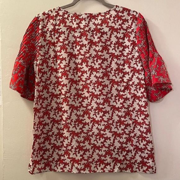 FRENCH CONNECTION Pleated Sleeve Blouse in Red Keelan‎ - Picture 3 of 5